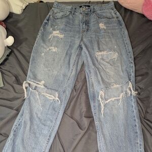 Light Blue Distressed Aeropostale Women’s Jeans Size 6